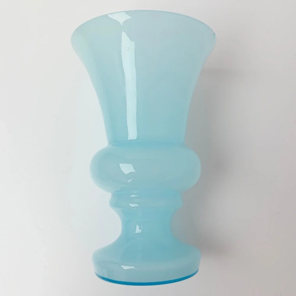 VTG Czech Czechoslovakia Cased Glass Bud Vase Blue 5 1/4”